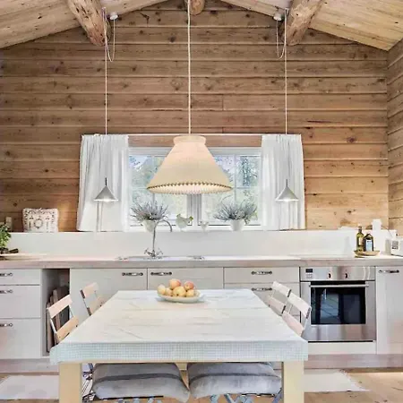Charming Log House In Asserbo's Nature Ferienhaus *
