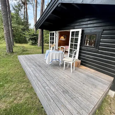 Nyaraló Charming Log House In Asserbo's Nature *