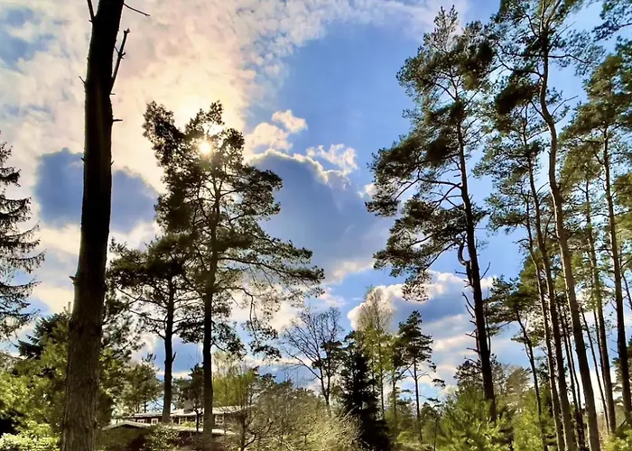 Charming Log House In Asserbo's Nature 別荘 *